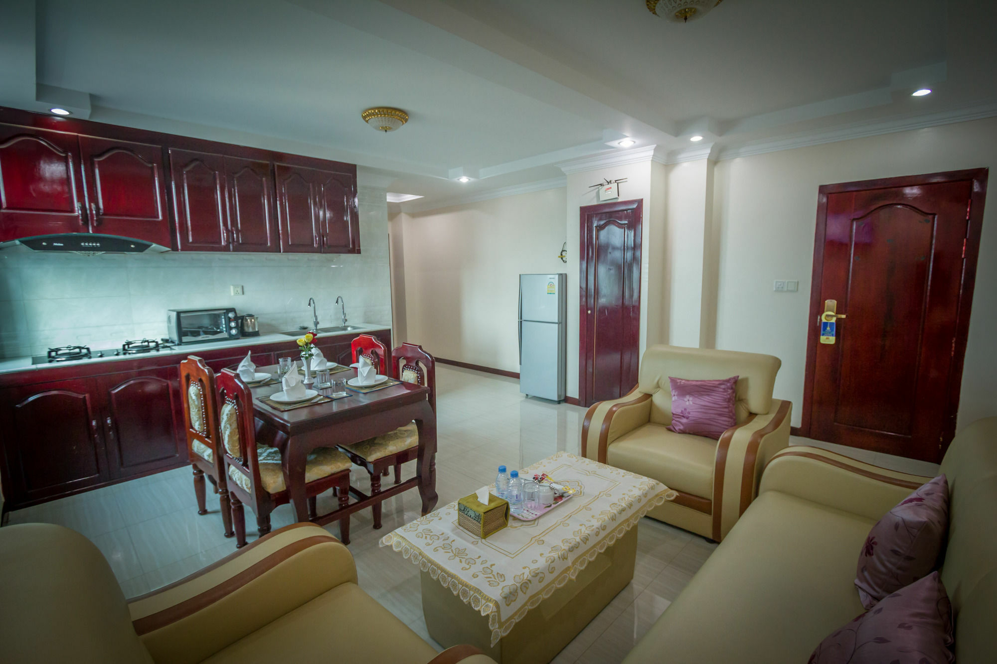 Good Luck Day Hotel & Apartment Phnom Penh Dış mekan fotoğraf